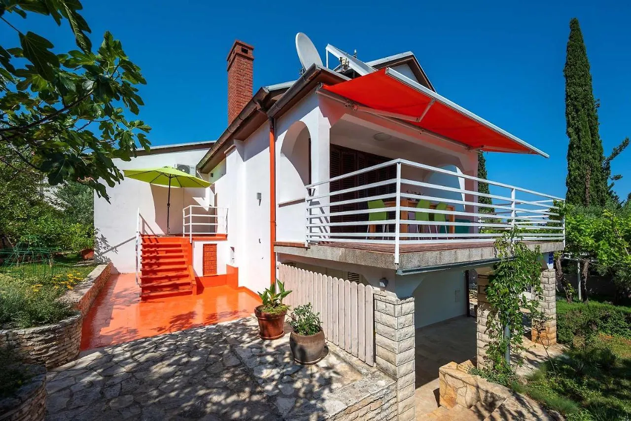 Apartments Pimpinella Premantura 3*,  Croacia